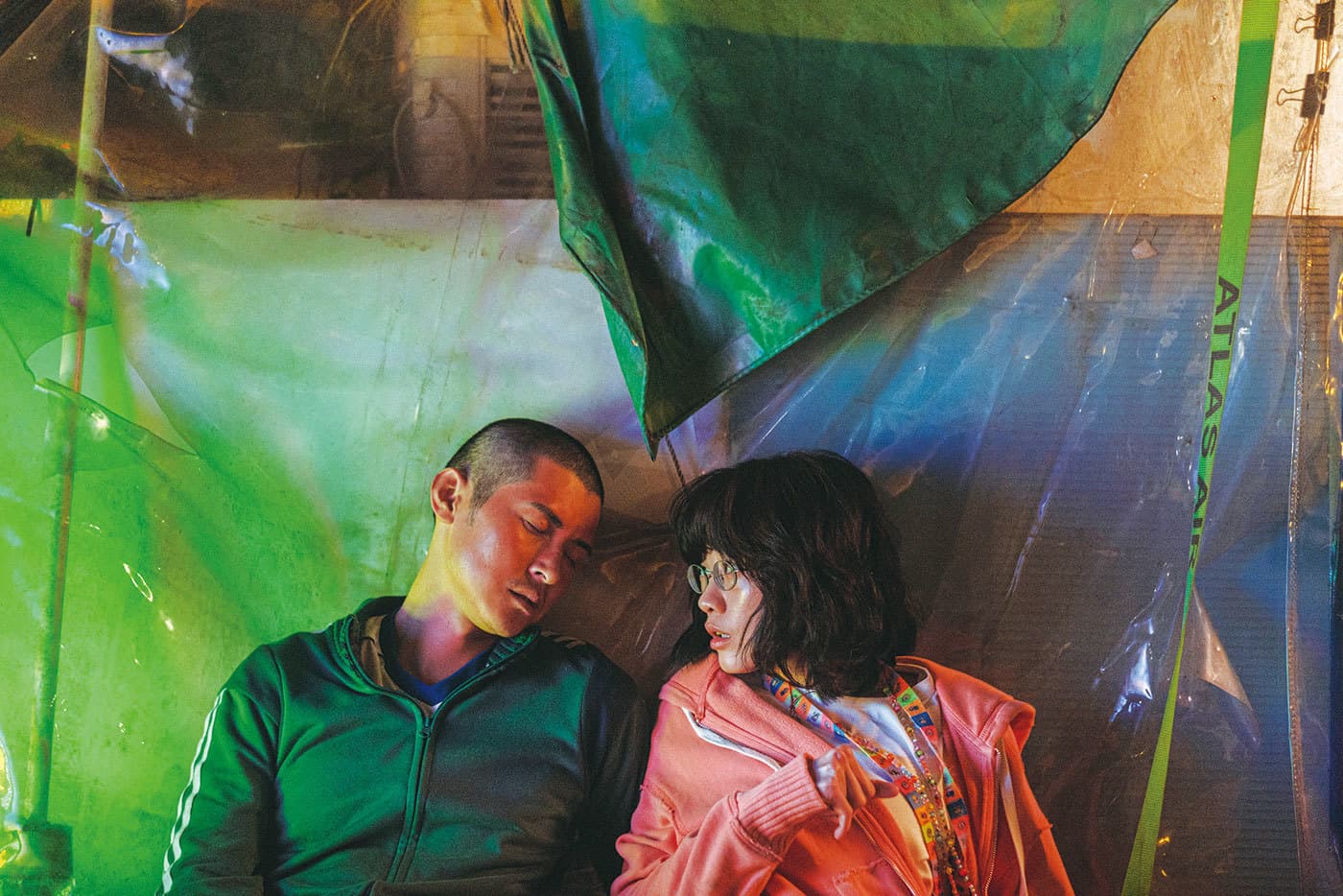 ツイ・ハーク監督「上海ブルース」（上海之夜）国際版オリジナルポスター サリー・イップ シルビア・チェン ケニー・ビー 上海ブルース | 内容・スタッフ・キャスト・配信・作品情報 - 映画ナタリー